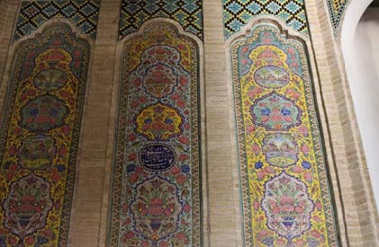 تزیینات کاشی کاری حوضخانه دخانچی