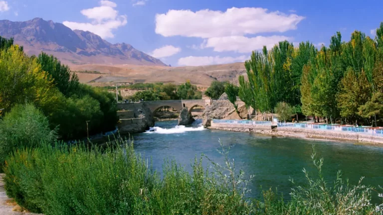 پل تاریخی زمان خان