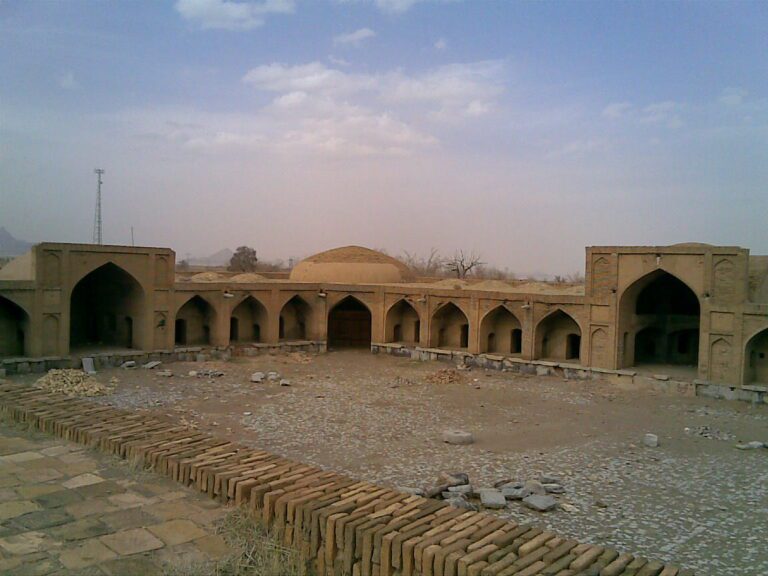 کاروانسرای چاله سیاه