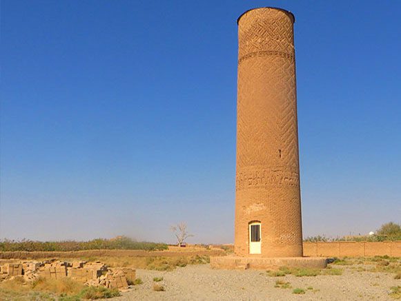 برج فیروزآباد