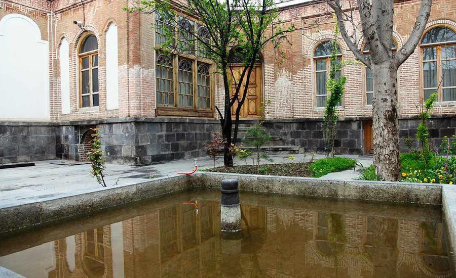 خانه میرفتاحی اردبیل