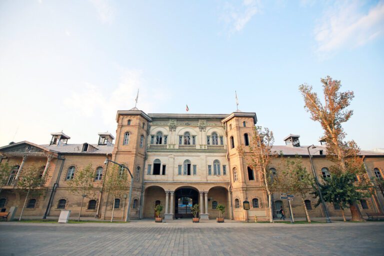 میدان مشق