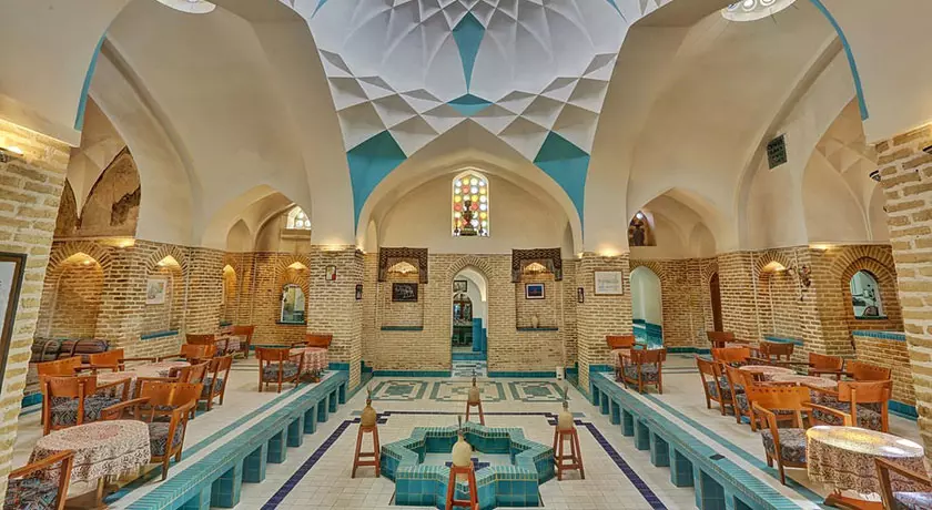 بازار خان یزد