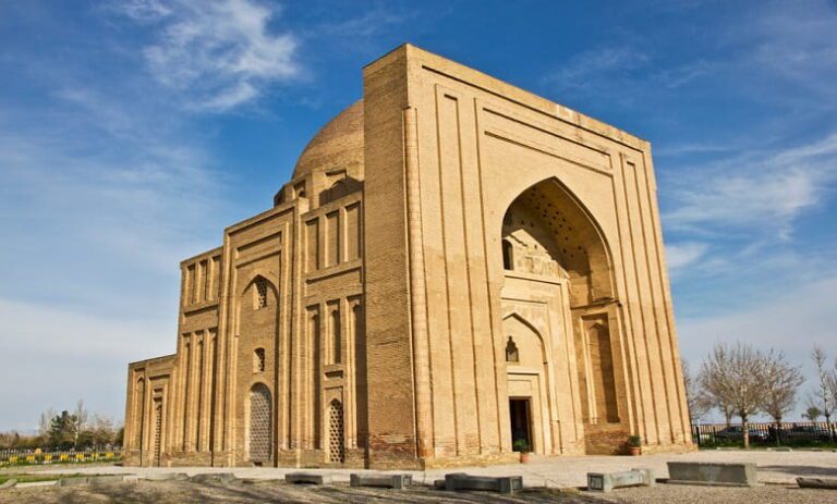 گنبد هارونیه