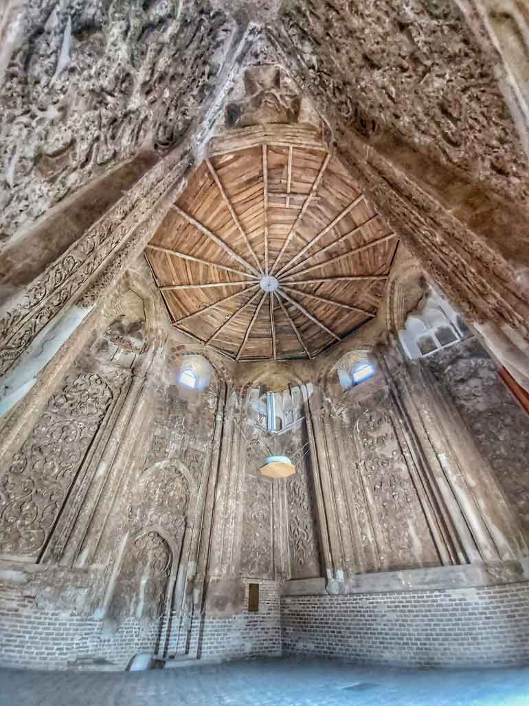 گنبد علویان همدان