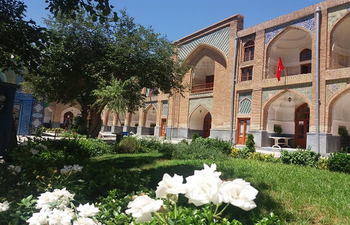 مدرسه عباسقلی خان