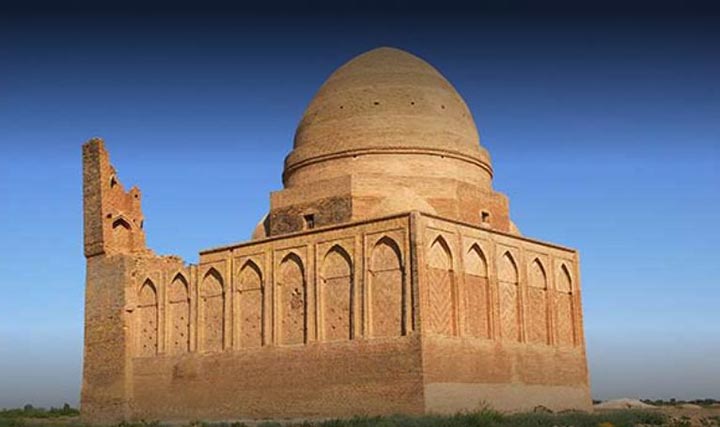 ارامگاه بابا لقمان