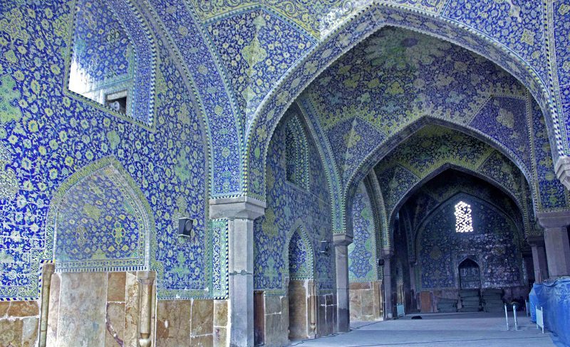 مسجد هفتاد و دو تن خراسان