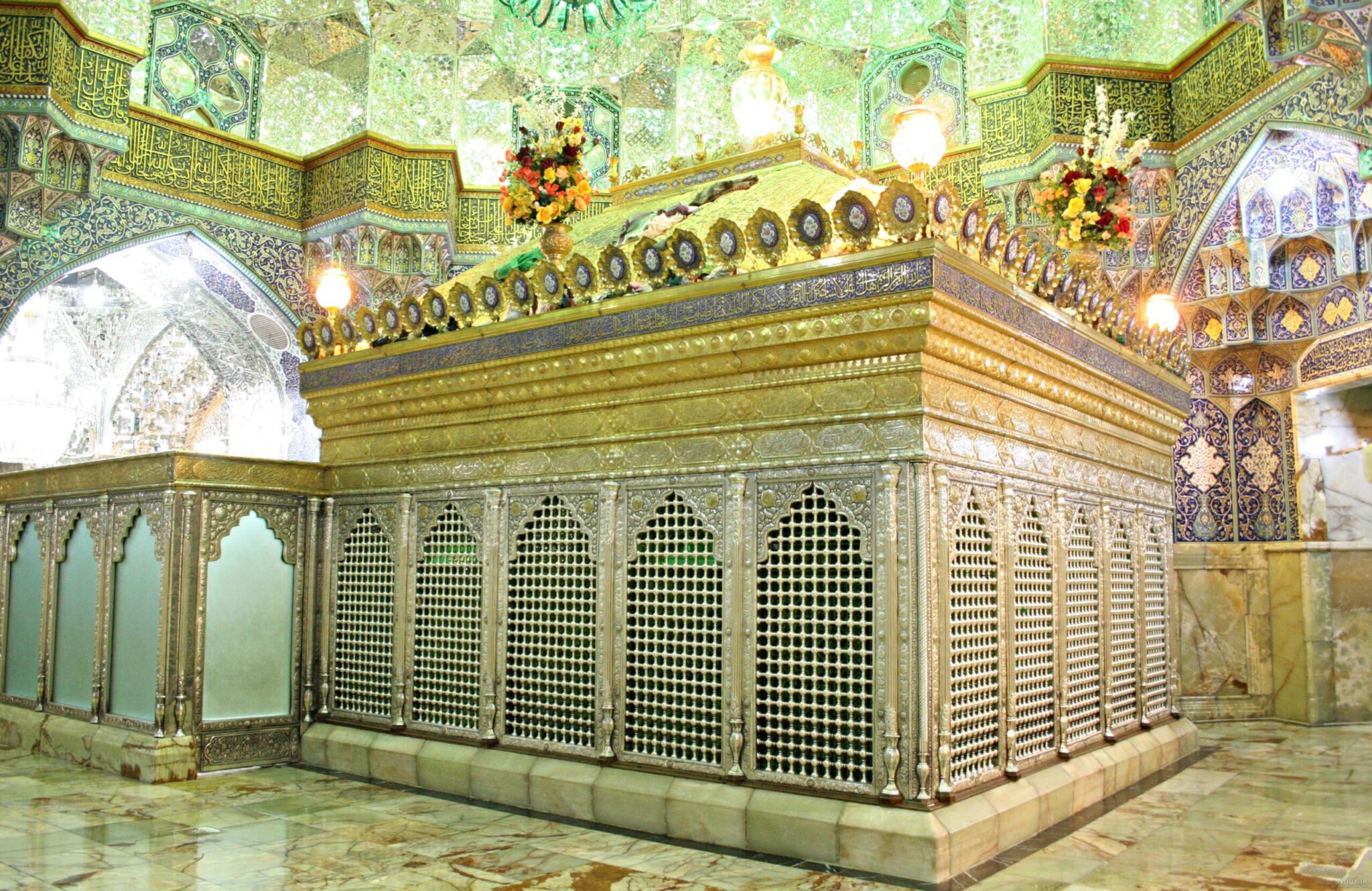 ضریح حرم حضرت معصومه
