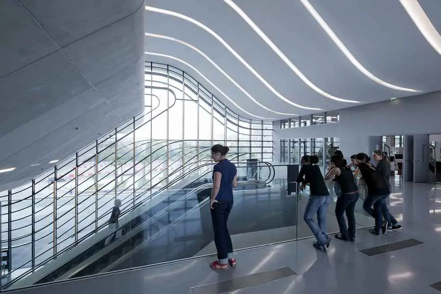 pierres vives building