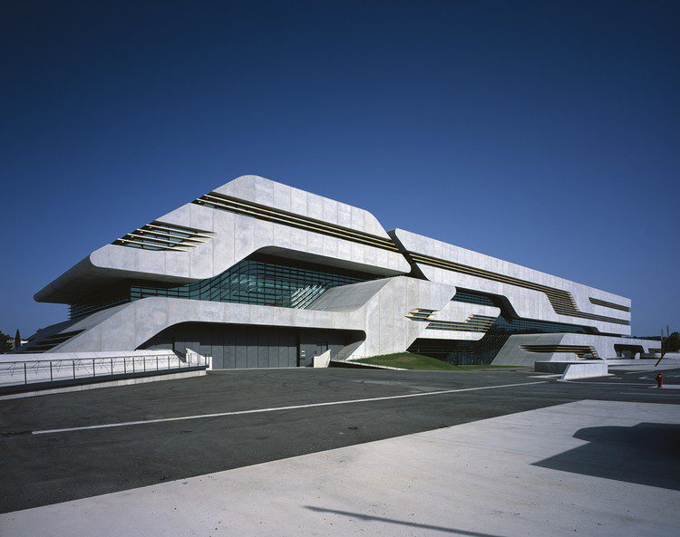 pierres vives building