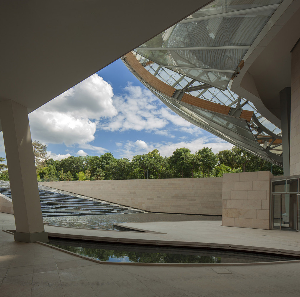 بنیاد لویی ویتون(Fondation Louis Vuitton)