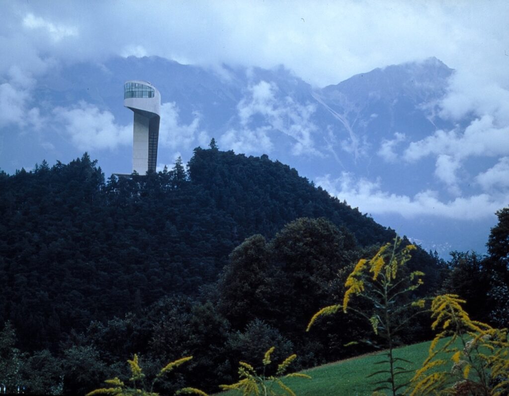 سکوی پرش اسکی برگسیل(Bergisel Ski Jump) - زاها حدید