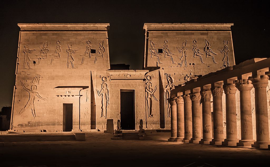 معبد ایسیس، فیلا، حدود سال 140
