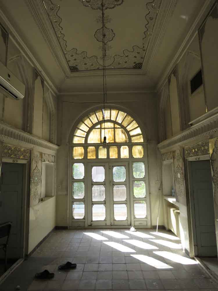 مرمت خانه شهید صدوقی