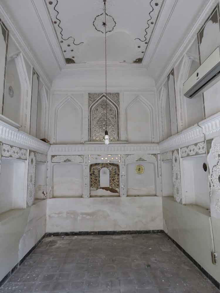مرمت خانه شهید صدوقی